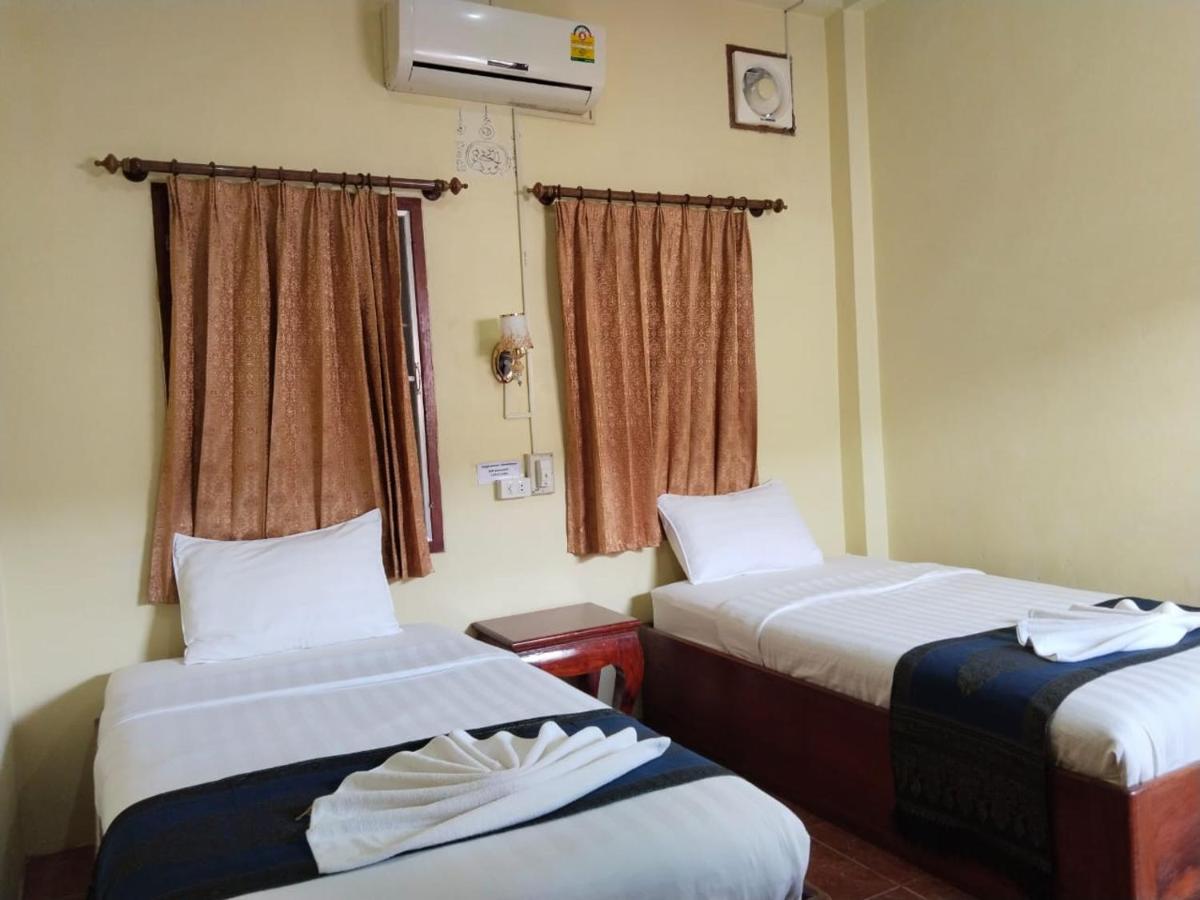 Thipphaphone Guesthouse Muang Pakbèng Extérieur photo